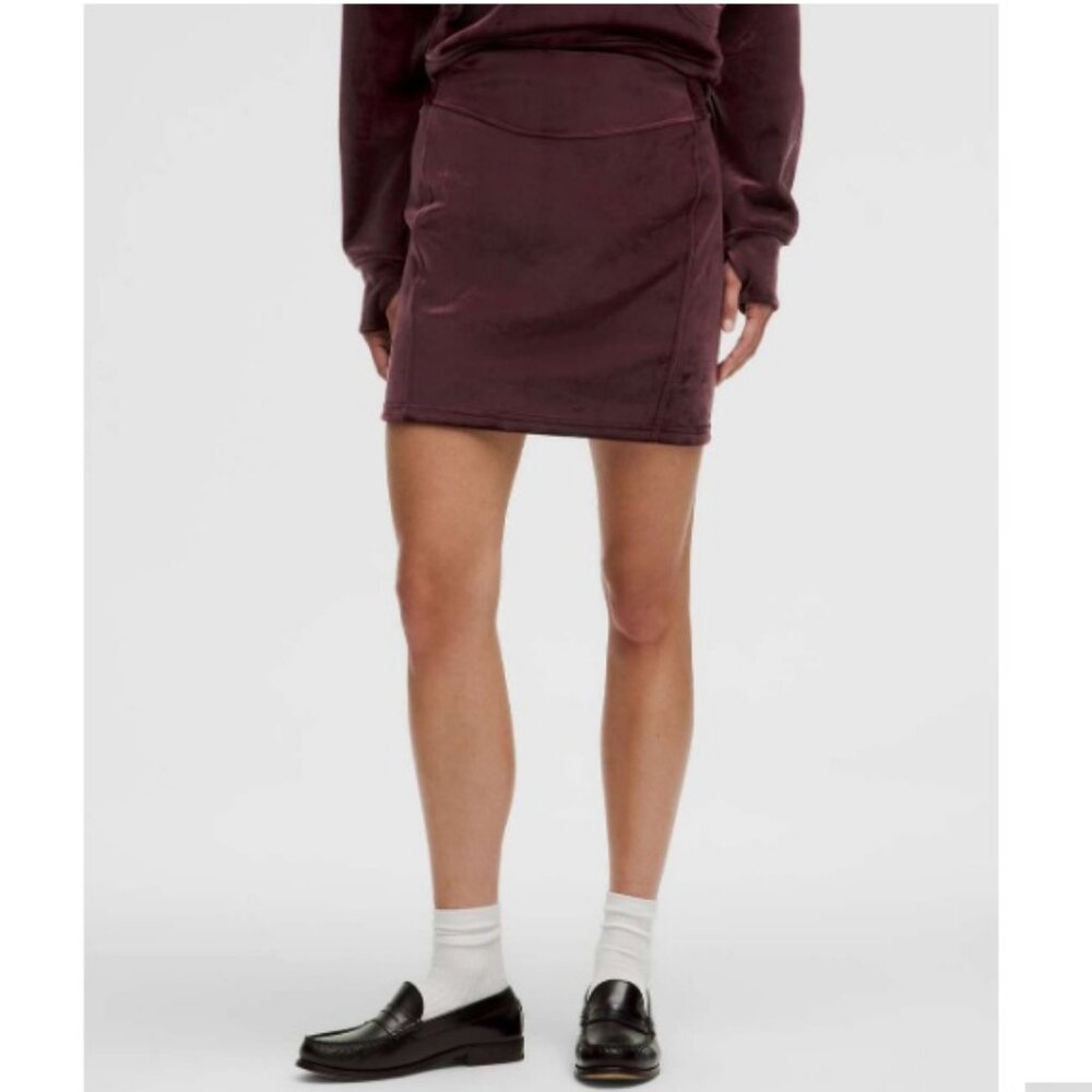 NWT Lululemon Scuba High-Rise Mini Skirt Velvet, Garnet Purple | Medium
